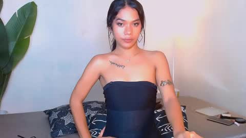 Snapshot of urmistress_sanya chatting on April 2026 03:28:01 PM ur fave sanya online show from April 2026 03:28:01 PM