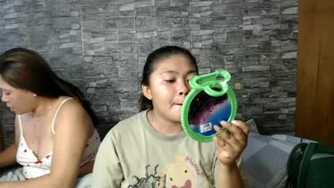 urpinay_singlemother online show from June 2026 11:18:01 PM