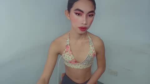 urpretty_mistake online show from February 2026 06:37:01 AM