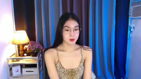 Snapshot of urpretty_nix chatting on September 2025 08:35:01 AM Nix online show from September 2025 08:35:01 AM
