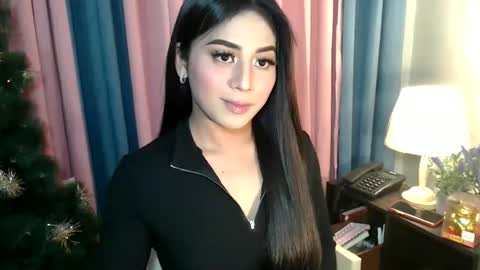 JUST CALL ME CALI online show from November 2025 05:44:01 PM