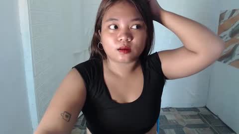 Snapshot of ursexy_ash chatting on February 2025 01:42:01 AM ash online show from February 2025 01:42:01 AM