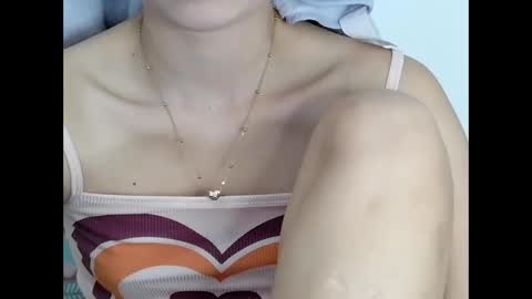 Snapshot of ursexy_pinay_skinny chatting on November 2025 05:17:01 AM im jenny online show from November 2025 05:17:01 AM