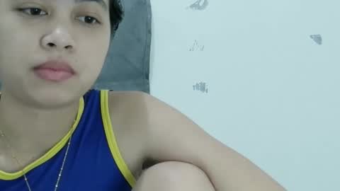 Snapshot of ursexy_pinay_skinny chatting on December 2025 05:35:02 AM im jenny online show from December 2025 05:35:02 AM