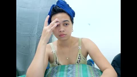 Snapshot of ursexy_pinay_skinny chatting on April 2026 05:32:01 AM im jenny online show from April 2026 05:32:01 AM
