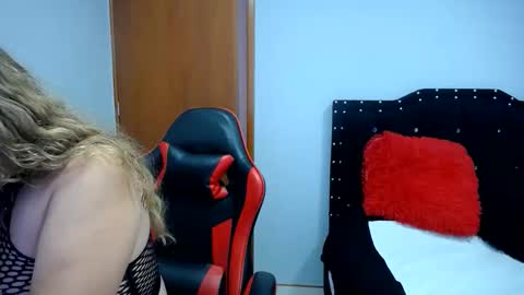 Snapshot of ursulawhite69 chatting on June 2026 03:32:02 PM Eveling Blanco online show from June 2026 03:32:02 PM