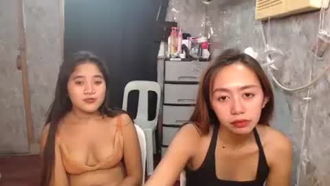 Snapshot of ursweetpinky chatting on May 2026 01:17:02 PM ursweetpinky online show from May 2026 01:17:02 PM