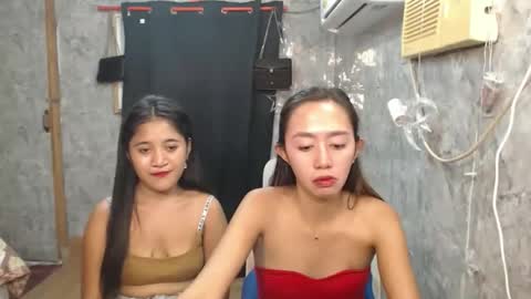 Snapshot of ursweetpinky chatting on May 2026 01:11:01 AM ursweetpinky online show from May 2026 01:11:01 AM