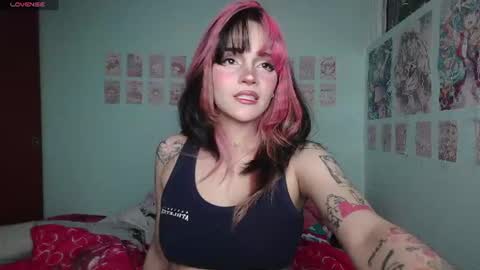 uryukim_ online show from June 2026 04:56:01 AM