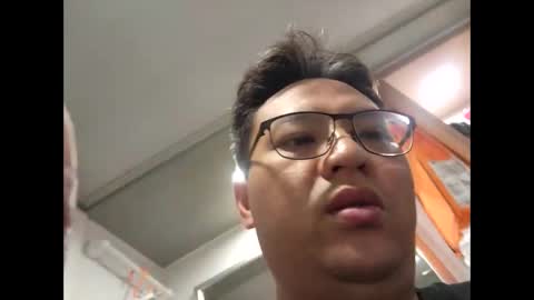 Snapshot of userwhc chatting on February 2026 09:43:02 AM O online show from February 2026 09:43:02 AM