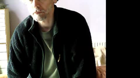 Snapshot of uther30 chatting on April 2026 01:41:02 PM Uther30 online show from April 2026 01:41:02 PM