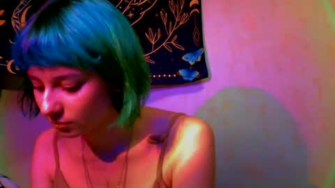 Snapshot of uwu_emmy chatting on June 2026 07:27:02 PM uwu_emmy online show from June 2026 07:27:02 PM