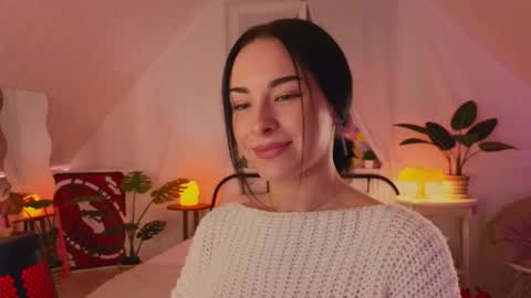 Anika On vacation online show from February 2025 07:55:01 PM