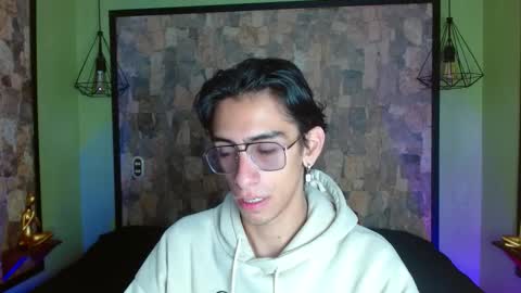 Snapshot of uyukie chatting on March 2026 03:32:02 AM UYUKIE online show from March 2026 03:32:02 AM