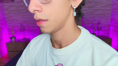 Snapshot of uyukie chatting on March 2026 02:17:01 AM UYUKIE online show from March 2026 02:17:01 AM