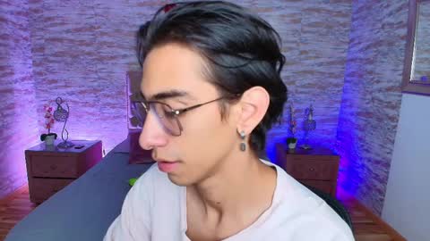 Snapshot of uyukie chatting on April 2026 02:45:02 AM UYUKIE online show from April 2026 02:45:02 AM