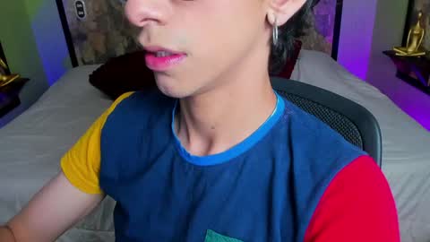 Snapshot of uyukie chatting on April 2026 12:39:01 AM UYUKIE online show from April 2026 12:39:01 AM