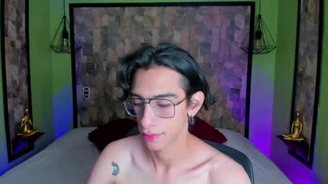 Snapshot of uyukie chatting on April 2026 01:17:02 AM UYUKIE online show from April 2026 01:17:02 AM