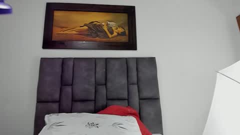 Vahiolet smith online show from January 2026 03:45:02 AM