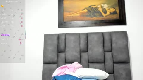 Snapshot of vahiolet_smith chatting on June 2026 03:20:02 AM Vahiolet smith online show from June 2026 03:20:02 AM