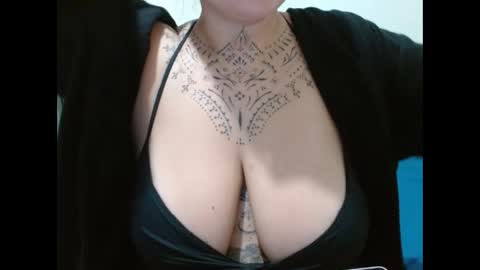 Vah Oliver online show from February 2026 01:39:02 AM