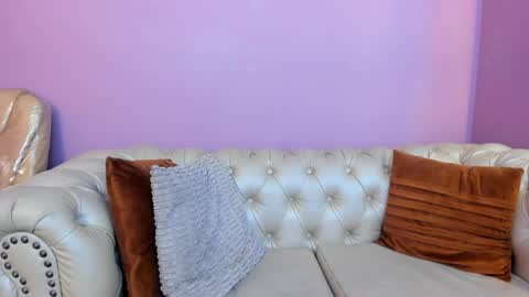 Vaiolet Harris online show from April 2026 11:38:02 AM