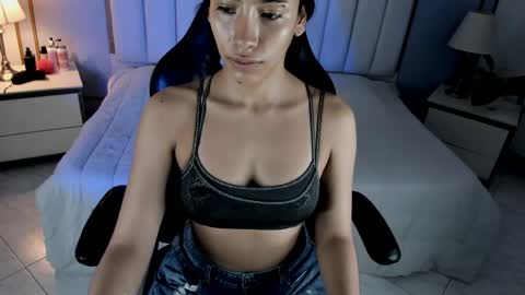 Vaioleth online show from May 2026 12:11:01 PM