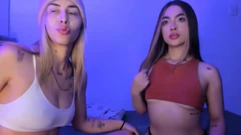 Snapshot of vaiolett_69 chatting on May 2026 05:03:02 AM vaiolett_69 online show from May 2026 05:03:02 AM