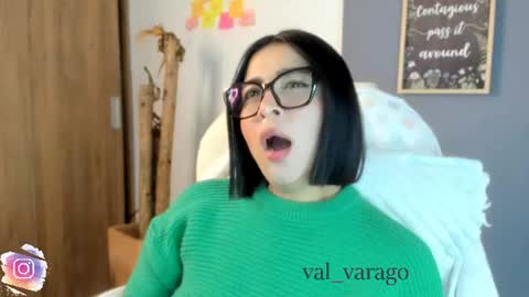 Snapshot of val_varago chatting on July 2026 03:15:01 AM val_varago online show from July 2026 03:15:01 AM