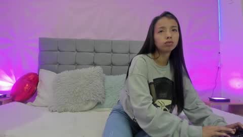 valen_cg online show from April 2026 12:25:01 PM