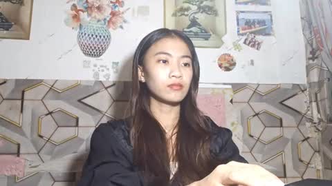 Snapshot of valenciasumney chatting on July 2026 03:04:02 PM Camille online show from July 2026 03:04:02 PM