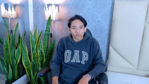 Snapshot of valenorlerot chatting on October 2025 05:31:02 AM Valenor online show from October 2025 05:31:02 AM