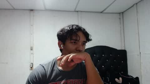 Snapshot of valenorlerot chatting on July 2026 04:18:01 AM Valenor online show from July 2026 04:18:01 AM