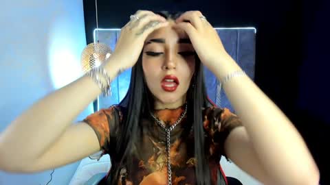 Snapshot of valentina_asmodea chatting on December 2024 08:15:01 PM VALENTINA online show from December 2024 08:15:01 PM