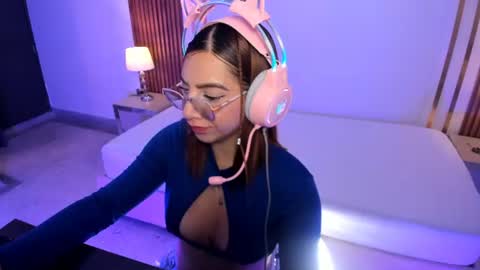 Valentina online show from July 2026 07:24:01 PM