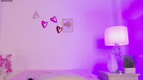 Snapshot of valentina_king18 chatting on June 2026 11:35:02 PM VALENTINA online show from June 2026 11:35:02 PM