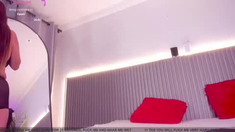 Valentina online show from March 2026 07:35:01 PM