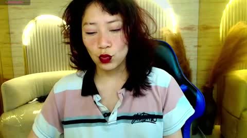 Snapshot of valentina_r_ chatting on February 2026 03:36:02 AM Valentina online show from February 2026 03:36:02 AM