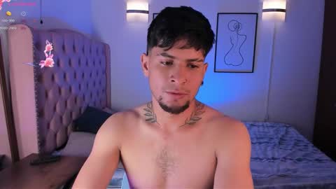 Snapshot of valentinoo_10 chatting on February 2026 10:33:01 PM Manuel online show from February 2026 10:33:01 PM