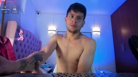 Manuel online show from March 2026 07:06:02 PM