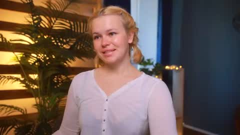 Snapshot of valeri______ chatting on June 2026 07:00:01 AM valeri______ online show from June 2026 07:00:01 AM