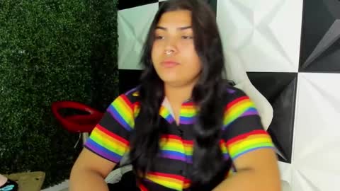 valeri_harpers4 online show from November 2025 01:44:01 AM