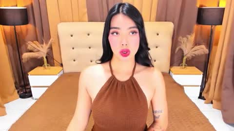 Snapshot of valeria_califa chatting on April 2026 06:14:01 AM Valeria online show from April 2026 06:14:01 AM