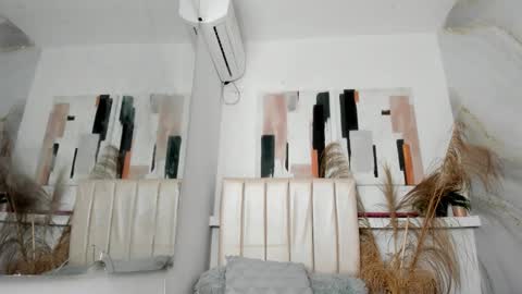 Snapshot of valeria_charris chatting on February 2026 11:57:02 AM vale online show from February 2026 11:57:02 AM