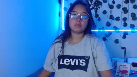 valeria online show from December 2024 05:42:02 AM