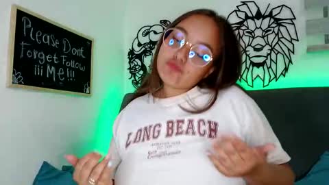 valeria online show from October 2025 12:53:01 AM