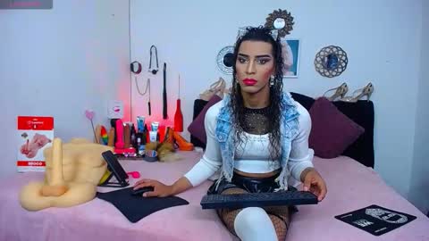 Snapshot of valeria_dior_ chatting on October 2025 12:28:01 PM ...VALERIA DIR... online show from October 2025 12:28:01 PM