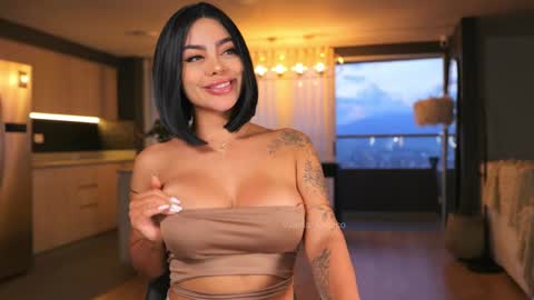 valeria_orozco online show from January 2025 11:08:01 PM