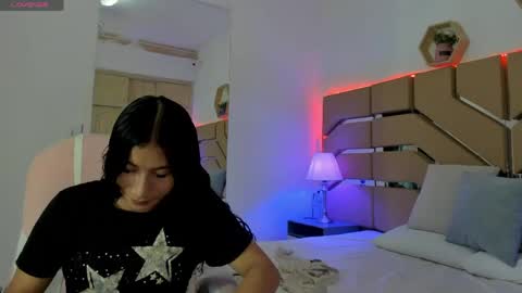 Snapshot of valeria_usuga chatting on May 2026 11:26:02 AM valeria_usuga online show from May 2026 11:26:02 AM