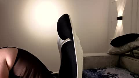 Snapshot of valeria_vg chatting on May 2026 11:14:01 AM valeria_vg online show from May 2026 11:14:01 AM